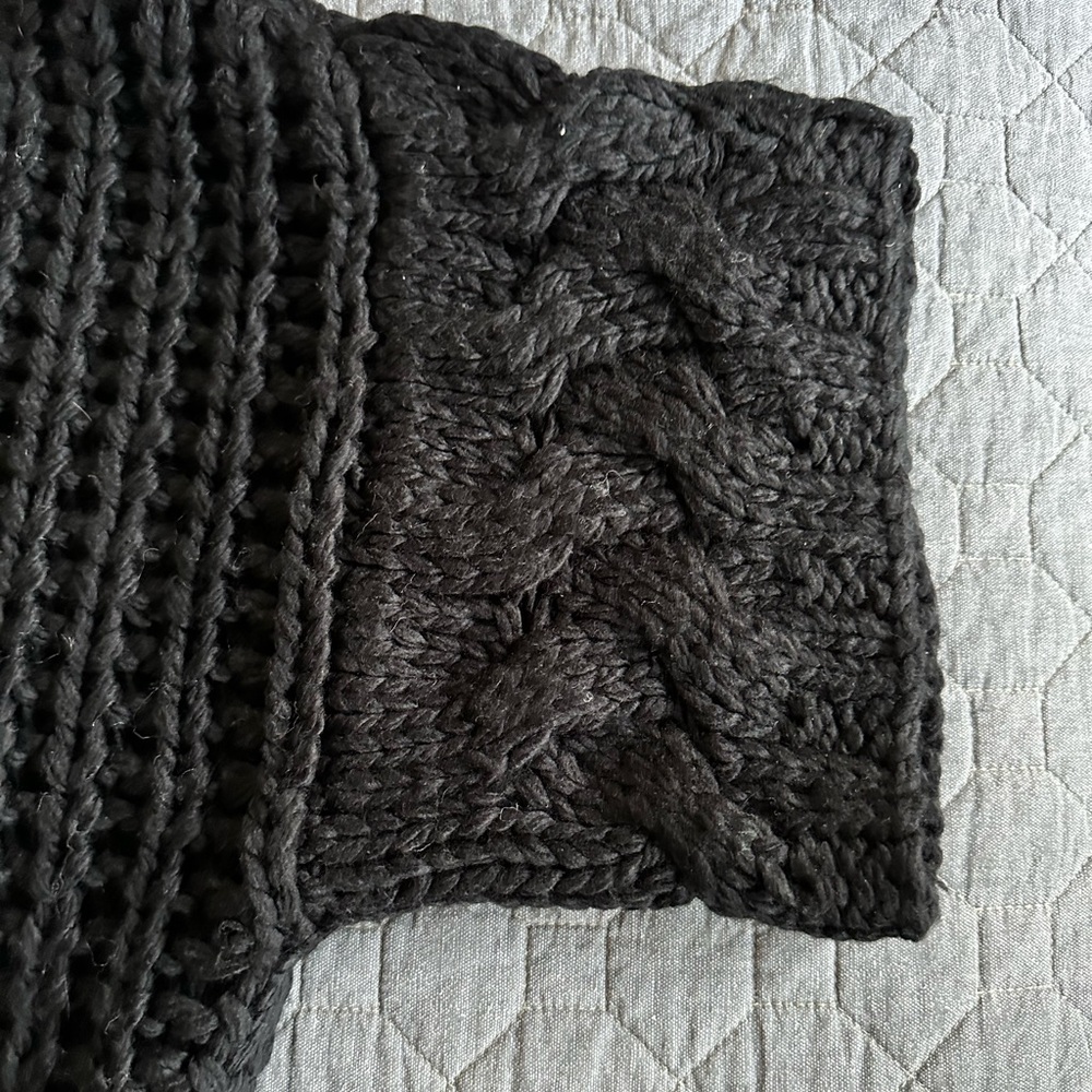 NWOT POL Chunky Knit Boxy Black Short-Sleeved Sweater - POL S fits up to 1-2X - Picture 4 of 9